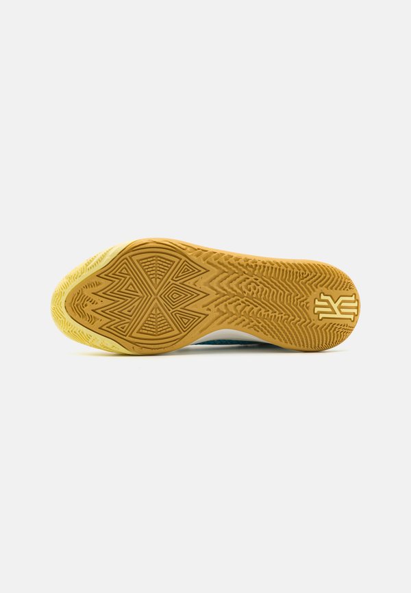 Nike Performance KYRIE FLYTRAP 6