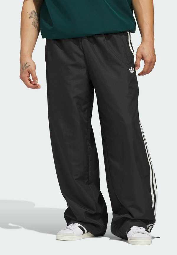 adidas Originals Tracksuit bottoms - black