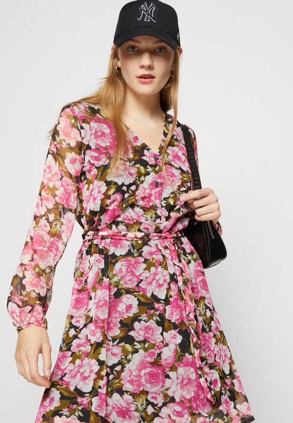 ONLY ONLSAGA V NECK BUTTON DRESS