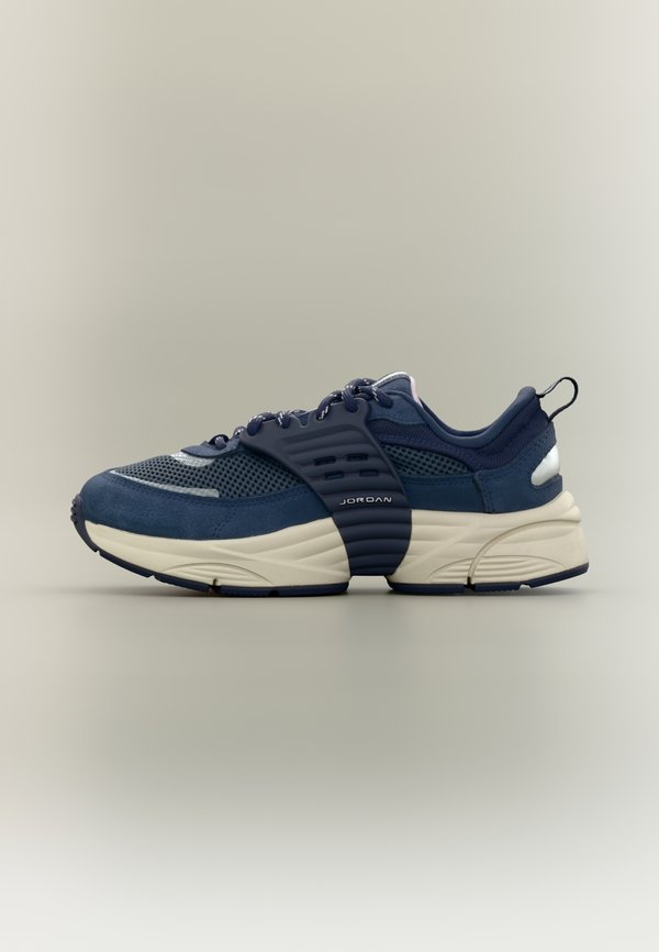 Jordan JORDAN TRUNNER