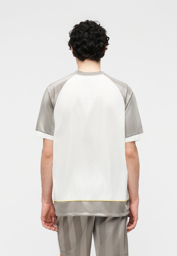 Umbro PANELLED SHIRT