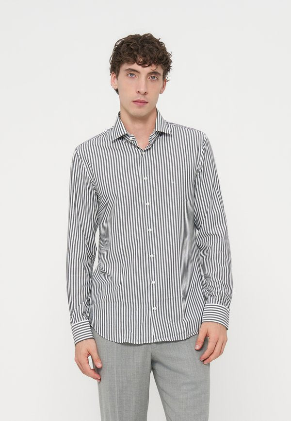 Michael Kors SLIM FIT