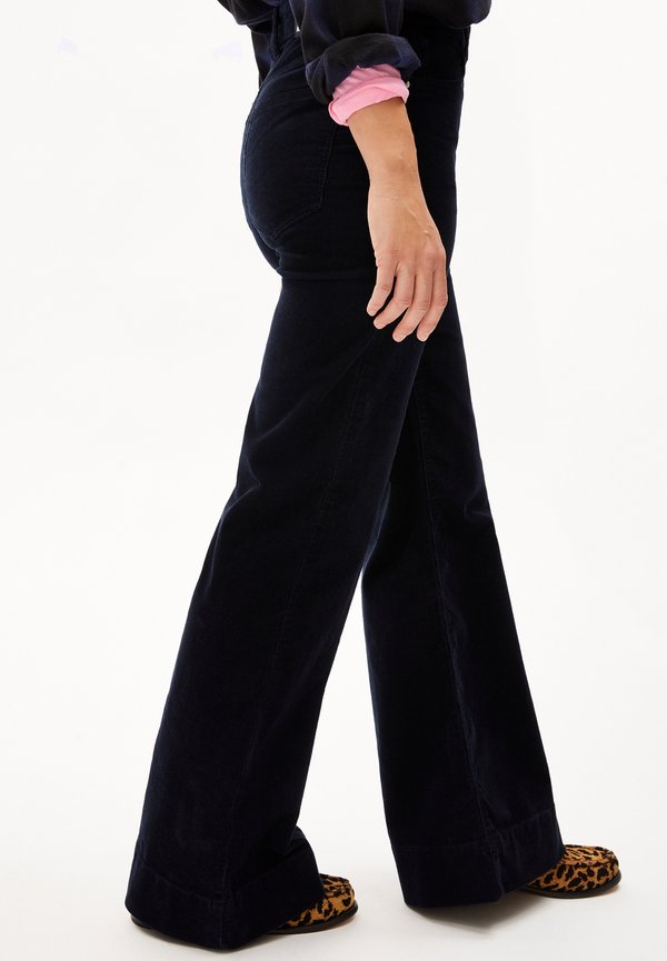 ARMEDANGELS MURLIAA CORDUROY