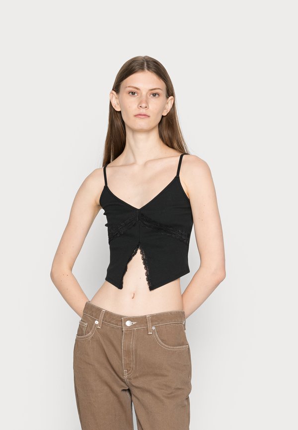 Hollister Co. BARE TRIM FLYAWAY CAMI