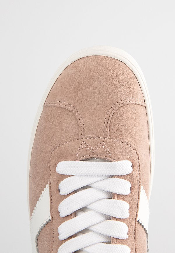 Stuart Weitzman DARYL