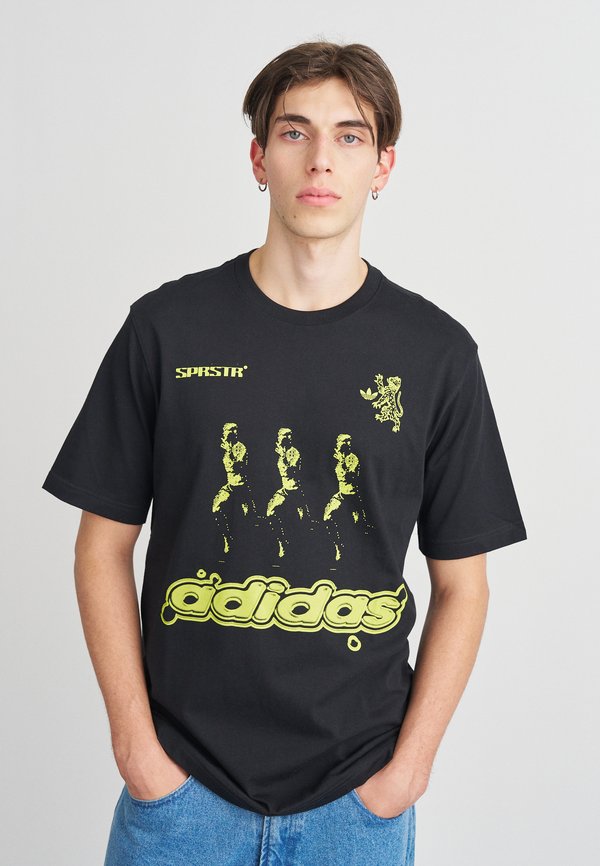 adidas Originals GRAPHIC REG