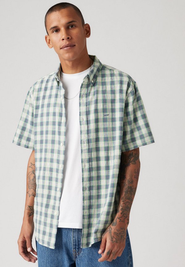 Levi's® AUTHENTIC BUTTON DOWN