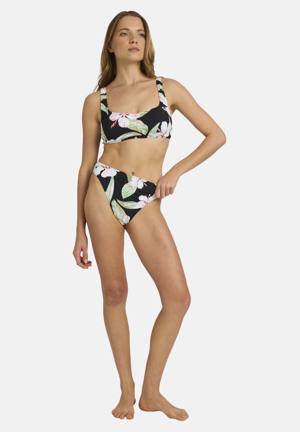 Roxy PT ESSENTIALS UW DCUP