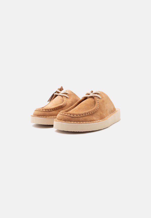 Clarks Originals NOMADMULE