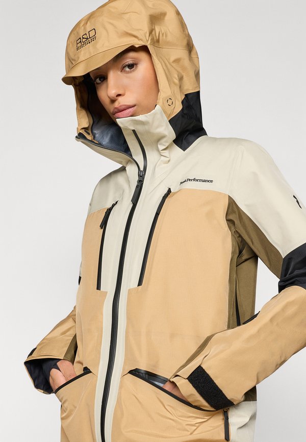 Peak Performance VERTICAL GORE-TEX PRO 3L JACKET