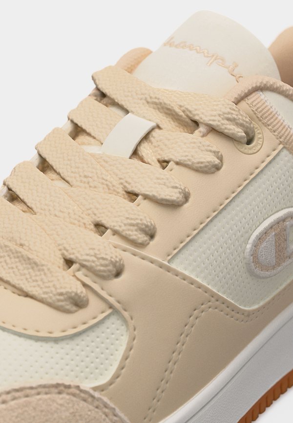 Champion RD18 LOW S