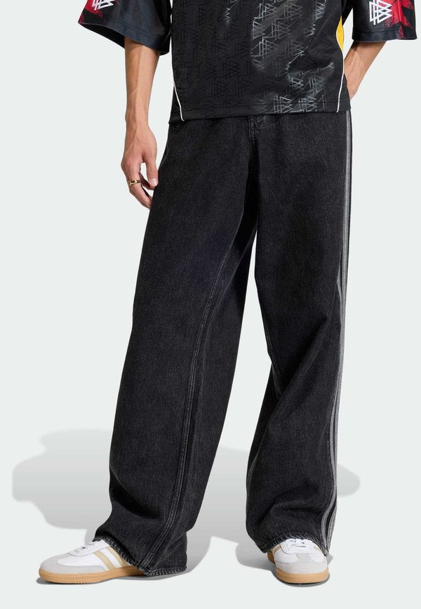 adidas Originals FIREBIRD PANTS  - Relaxed fit jeans - true black denim