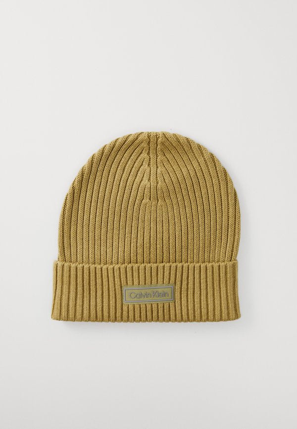 Calvin Klein PATCH CHUNKY RIB COTTON BEANIE - Beanie - cedar