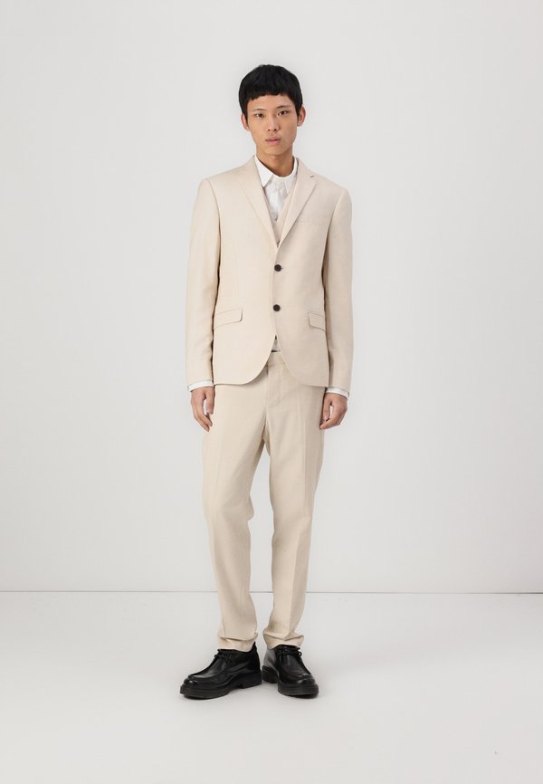 Isaac Dewhirst NOTCH SUIT NEW COAT SLIM