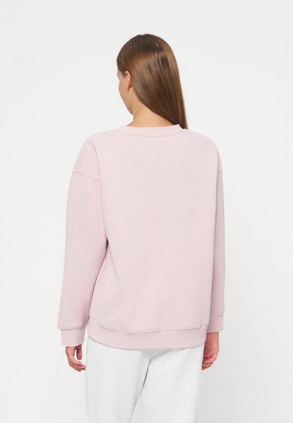 DKNY Sport
