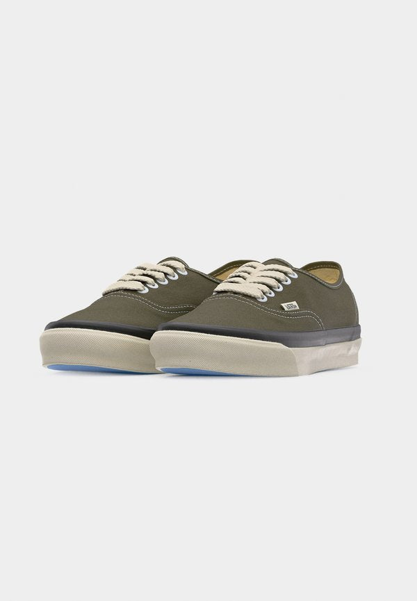 Vans PREMIUM AUTHENTIC 44 DECK
