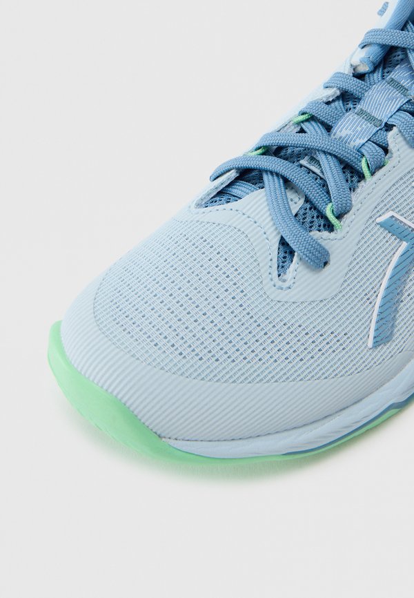 ASICS NETBURNER BALLISTIC FF 4