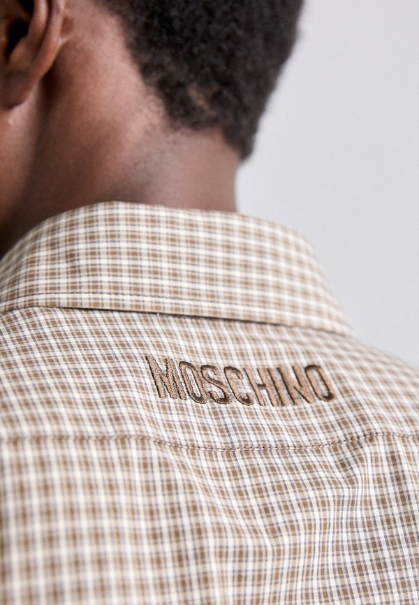 MOSCHINO EMBROIDERED GOOSE
