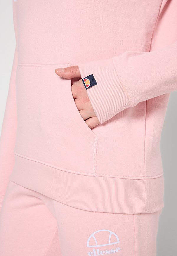 Ellesse
