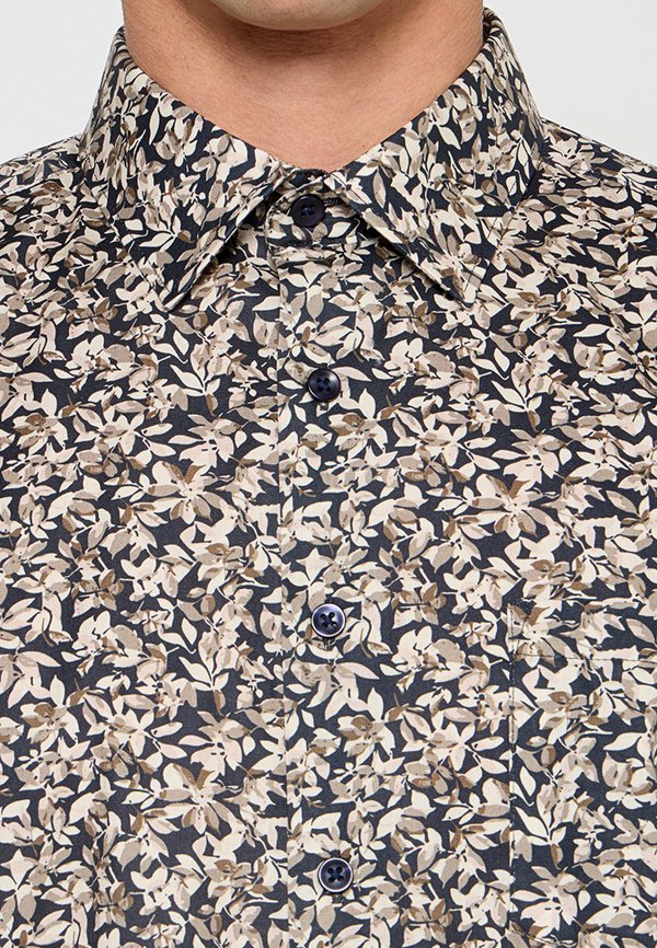 Lindbergh RELAXED FIT