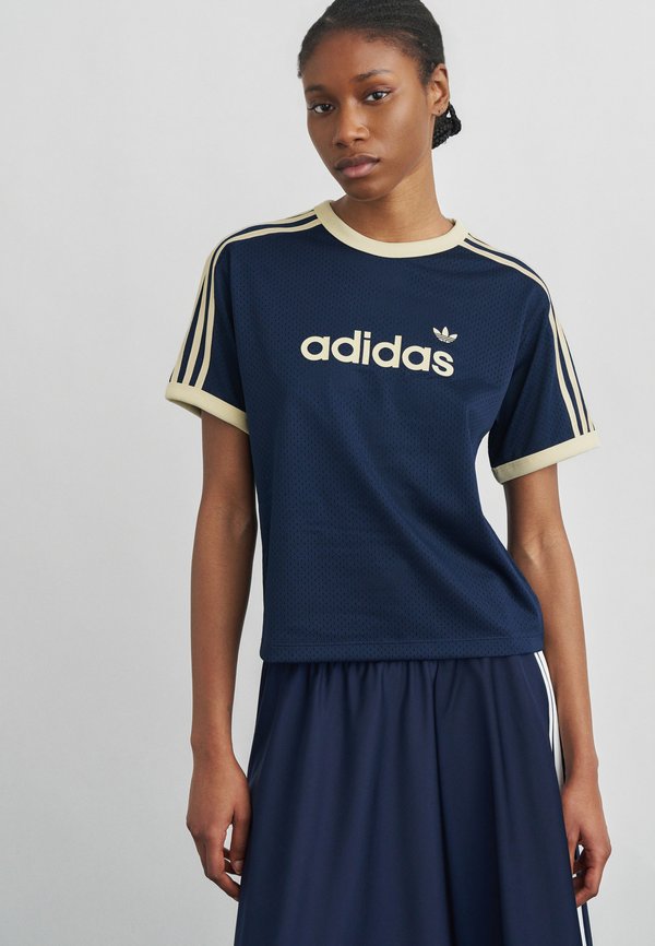 adidas Originals TEE - Print T-shirt - night indigo/warm vanilla