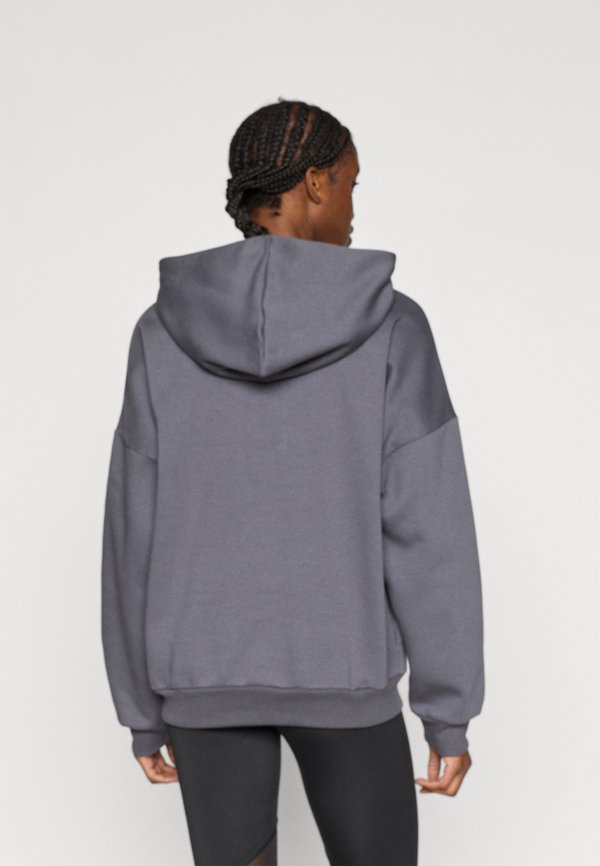 adidas Sportswear 3 STRIPES STUDIO