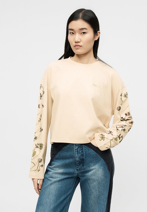 OFF-WHITE ARROW LEAVES TEE PUMICE