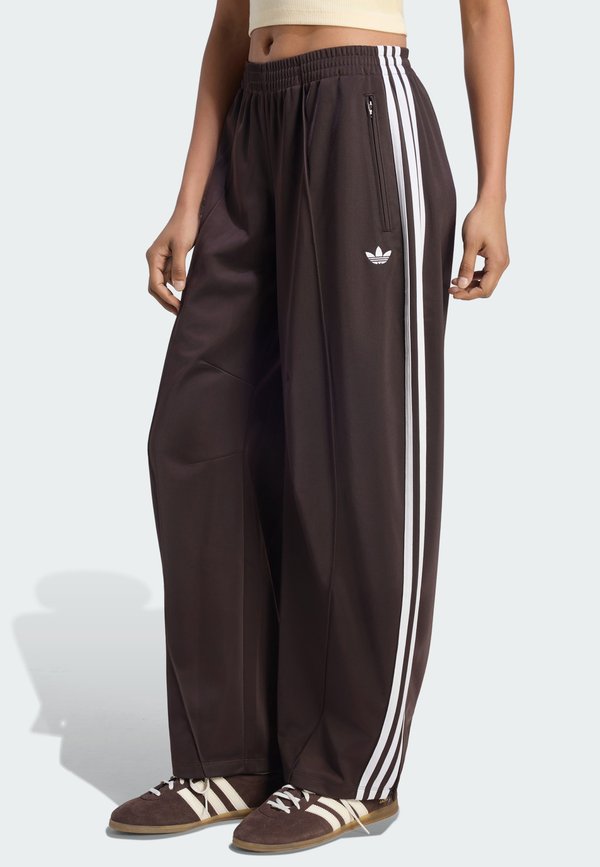 adidas Originals FIREBIRD BARREL PANTS - Tracksuit bottoms - aurora coffee