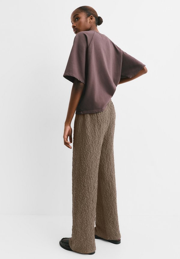 PULL&BEAR