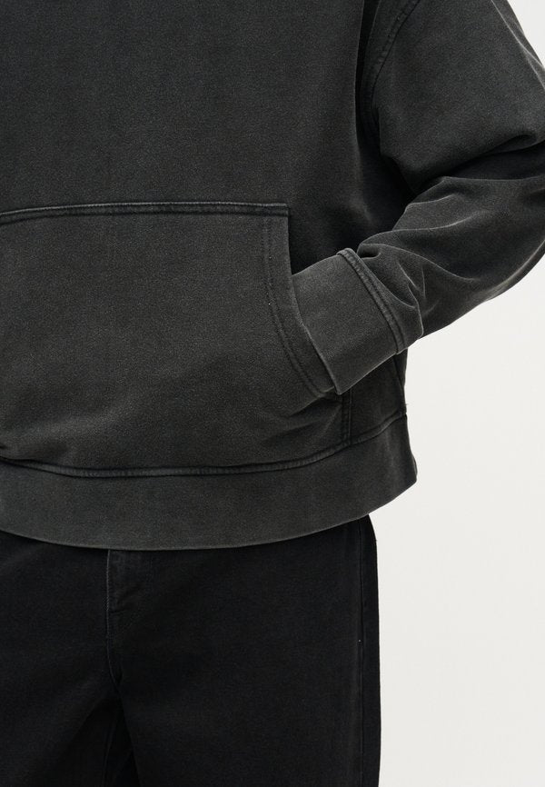 FAVELA BOXY FIT HOODIE