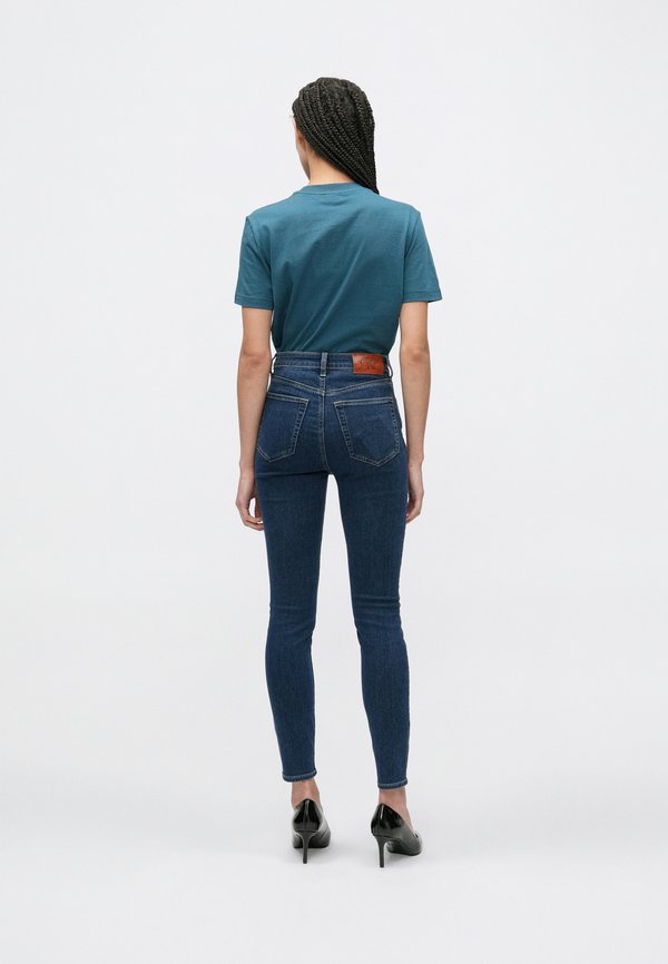 Calvin Klein Jeans HIGH RISE