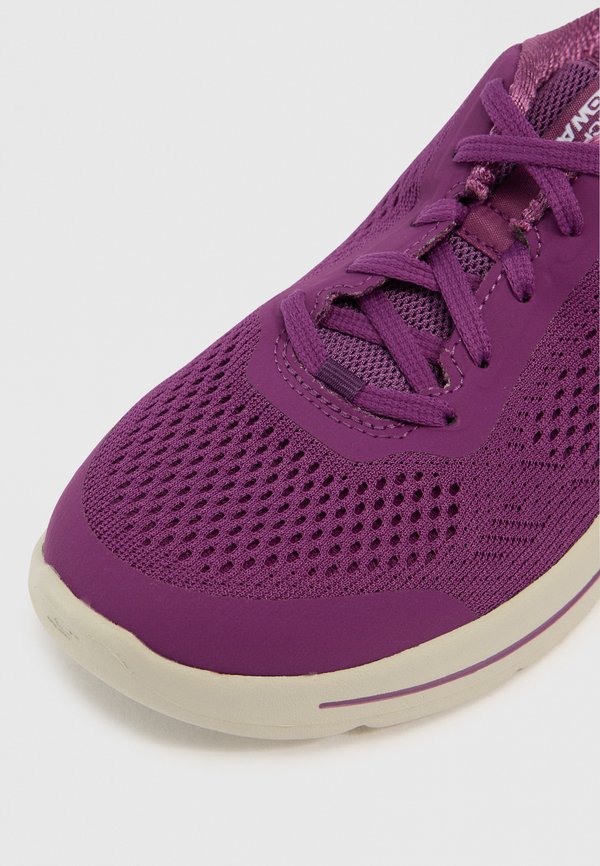 Skechers GO WALK