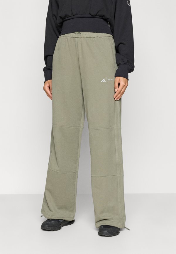 adidas Sportswear TRACKSUIT PANT - Tracksuit bottoms - legacy green