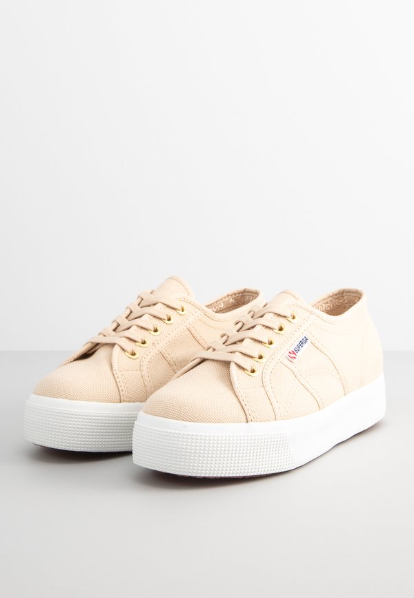 Superga
