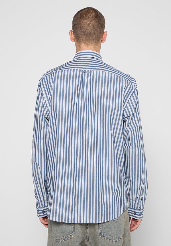 Lindbergh REGULAR FIT