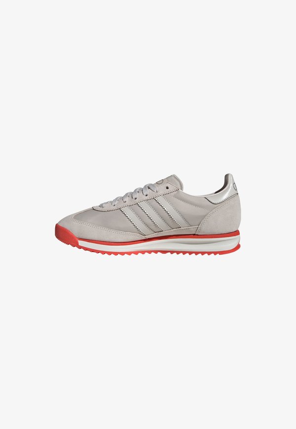 adidas Originals SL 72 RS AUDI REVOLUT F1 TEAM - Trainers - chalk pearl   chalk pearl   hi-res red