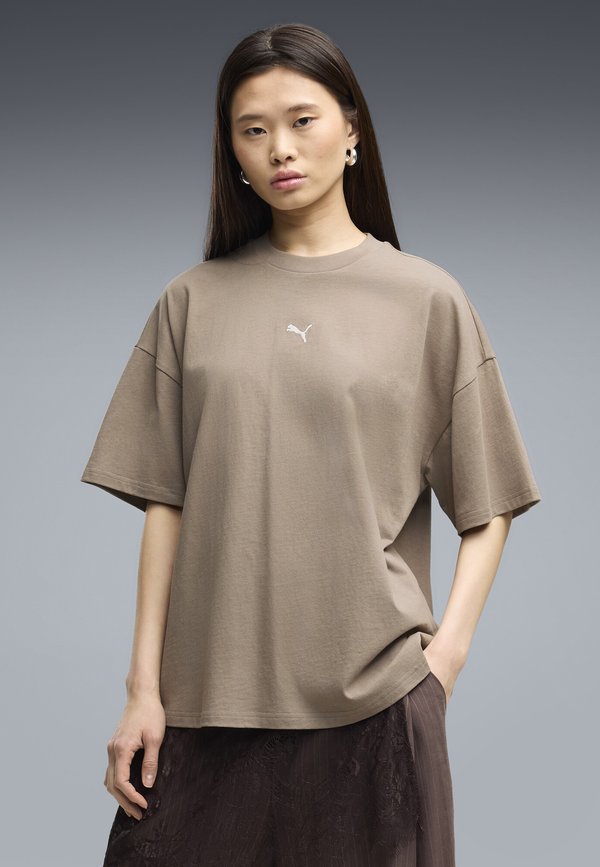 Puma ESSENTIALS OVERSIZED T-SHIRT - Basic T-shirt - mouse gray