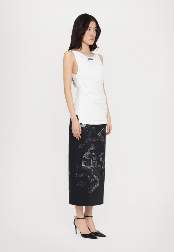 MOSCHINO PIECE OF SHEET