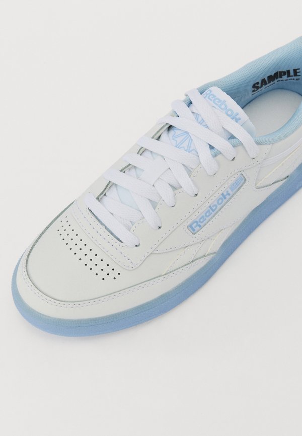 Reebok Classic CLUB REVENGE