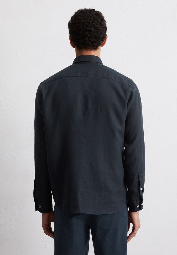 Marc O'Polo KENT COLLAR LONG SLEEVES ONE RECTANGULAR CHEST POCKET