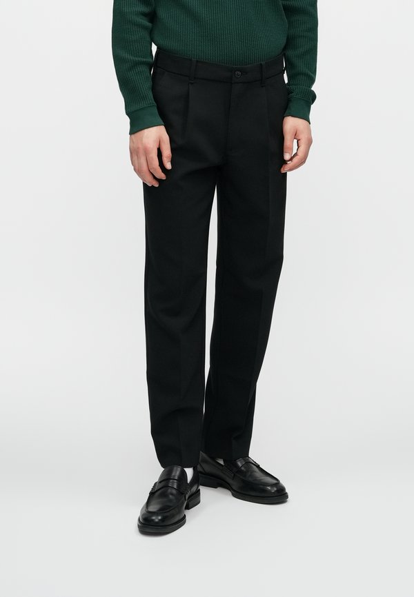Abercrombie & Fitch PLEATED RELAXED STRAIGHT TROUSER CASH