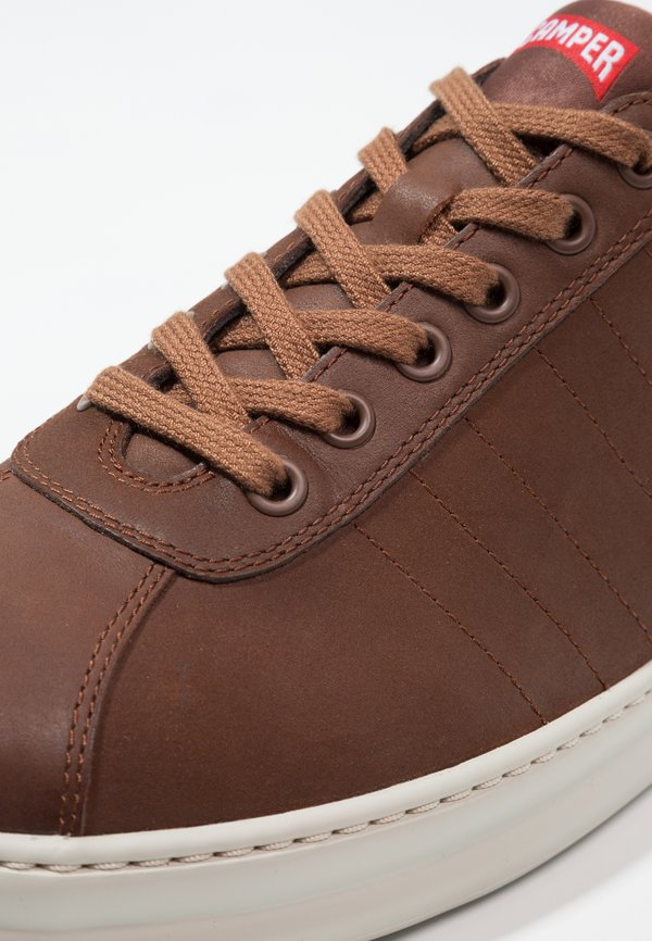 Camper RUNNER FOUR