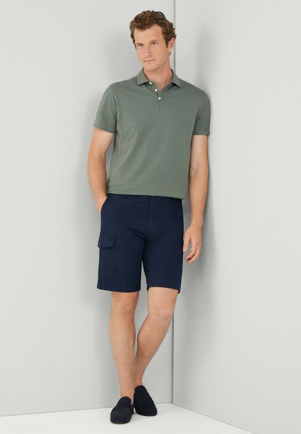 Hackett London