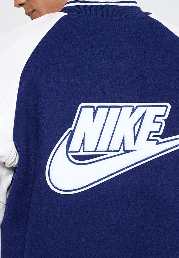Nike Sportswear