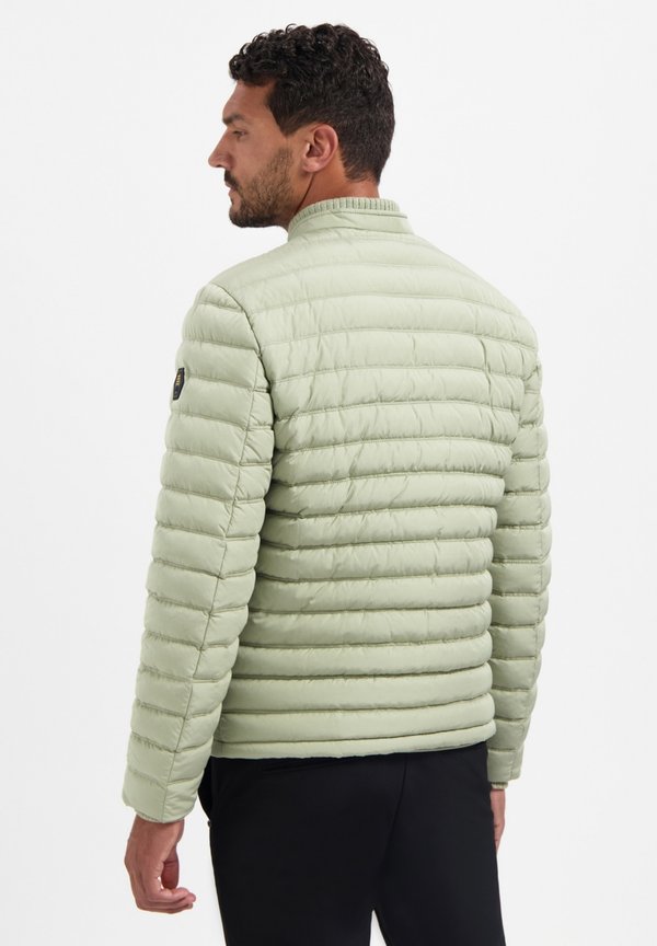 NO EXCESS PADDED