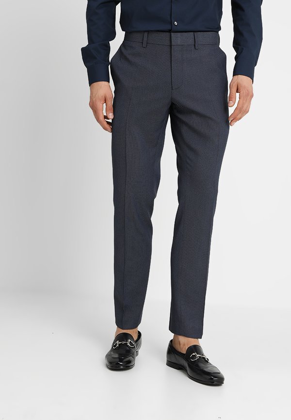 Isaac Dewhirst FASHION STRUCTURE SUIT SLIM FIT