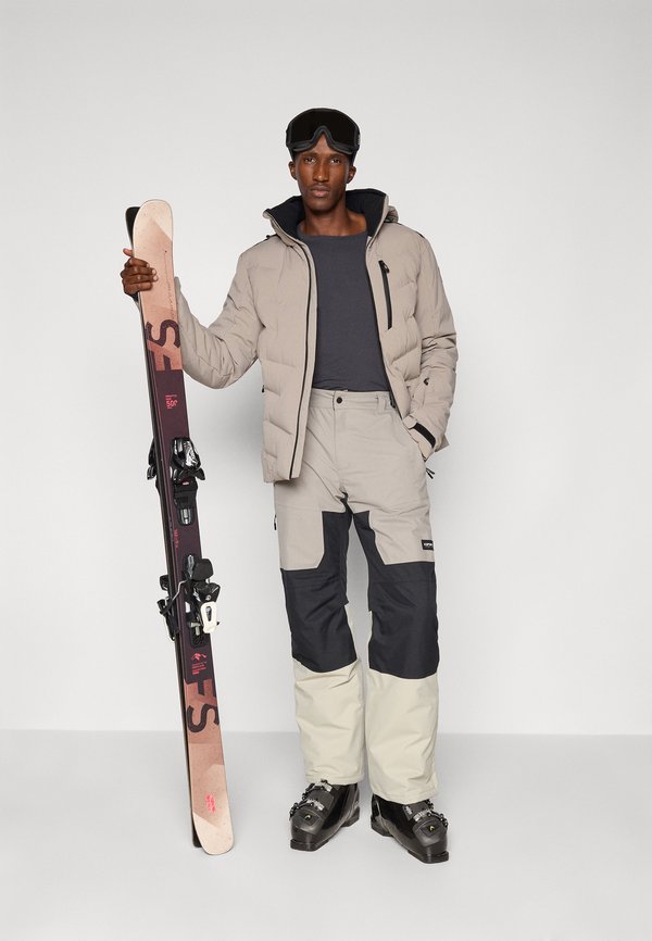 Icepeak CLYDE