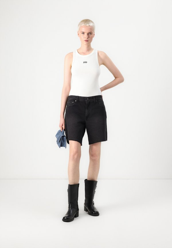 GAP LOOSE