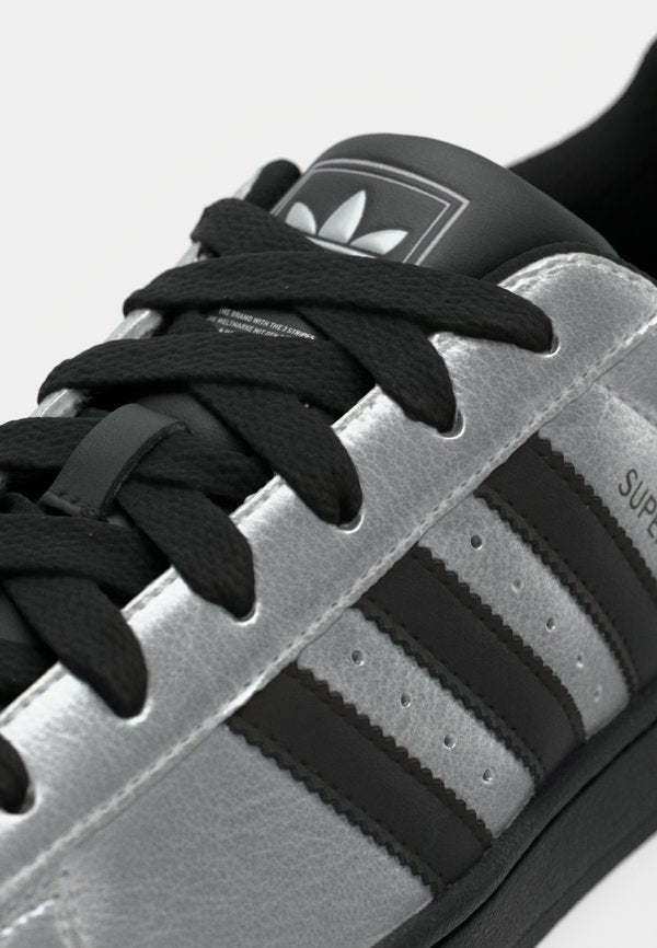 adidas Originals SUPERSTAR II W