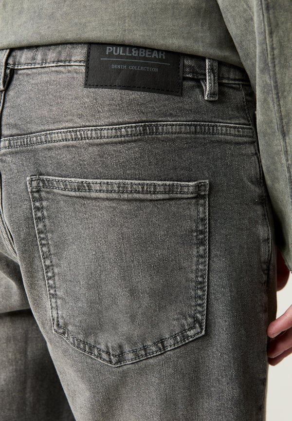 PULL&BEAR SLIM